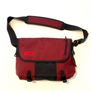 TIMBUK2 classic laptop messenger bag NWT